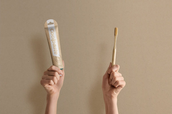 Designer brasileiro cria embalagem ecológica para pasta de dentes