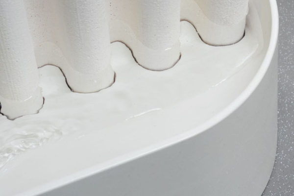 Umidificador feito de argila e papel funciona sem energia elétrica