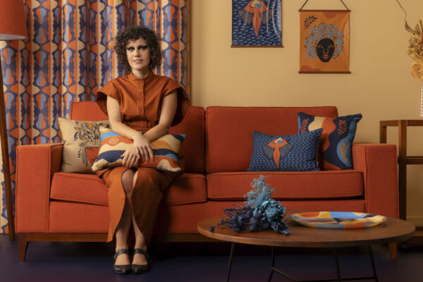 Mulher Pássaro: nova coleção de Joana Lira para Tok&Stok celebra a capacidade de reinvenção feminina